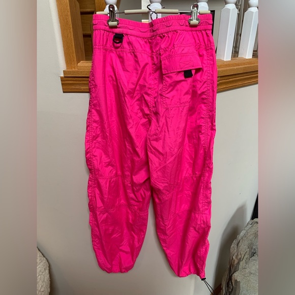 TNA Size L Pink Parachute Pants never worn - Picture 2 of 3